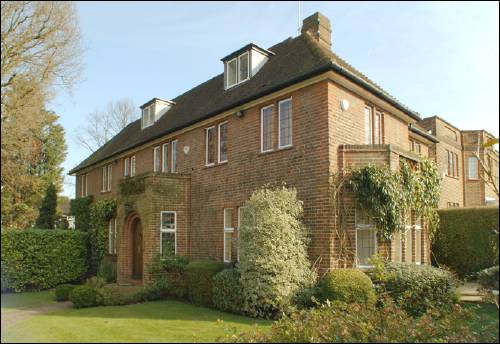 50 Lichfield Way